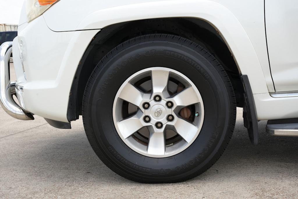 Thumbnail: 2012 Toyota 4Runner - 8