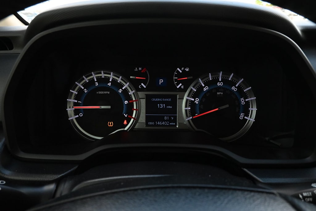 Thumbnail: 2014 Toyota 4Runner - 16