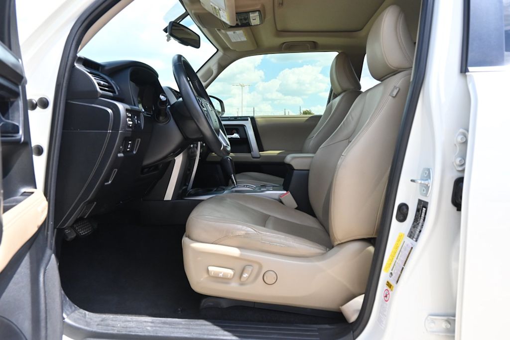 Thumbnail: 2014 Toyota 4Runner - 10