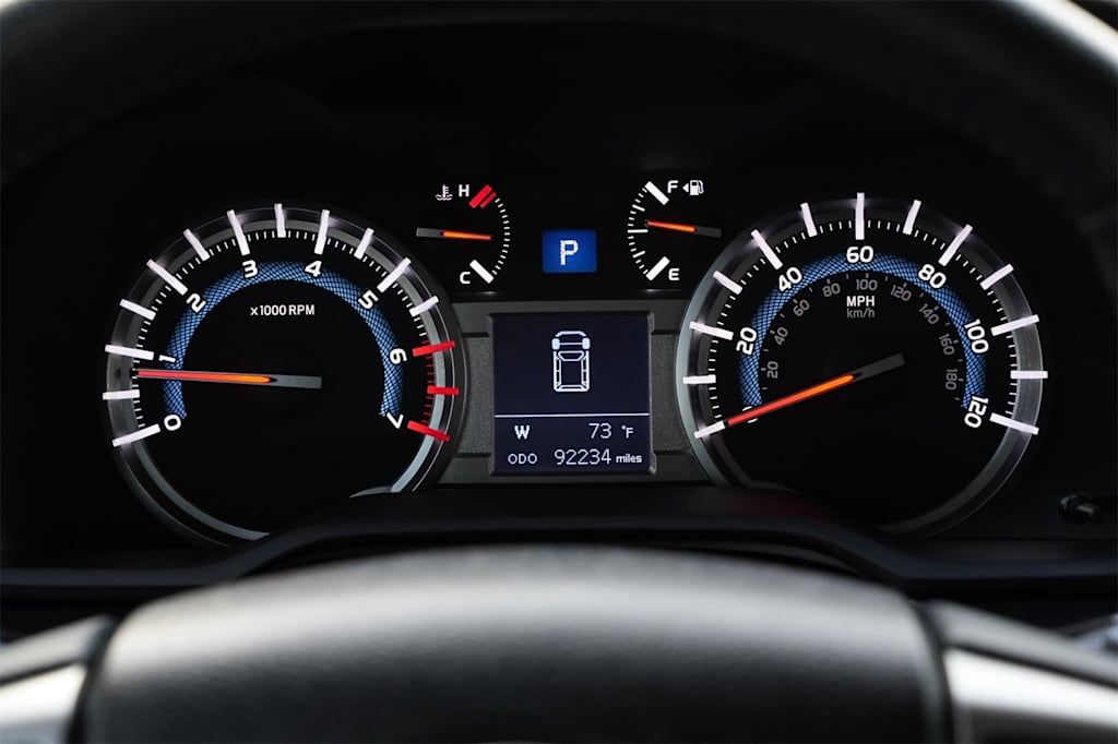 Thumbnail: 2016 Toyota 4Runner - 18