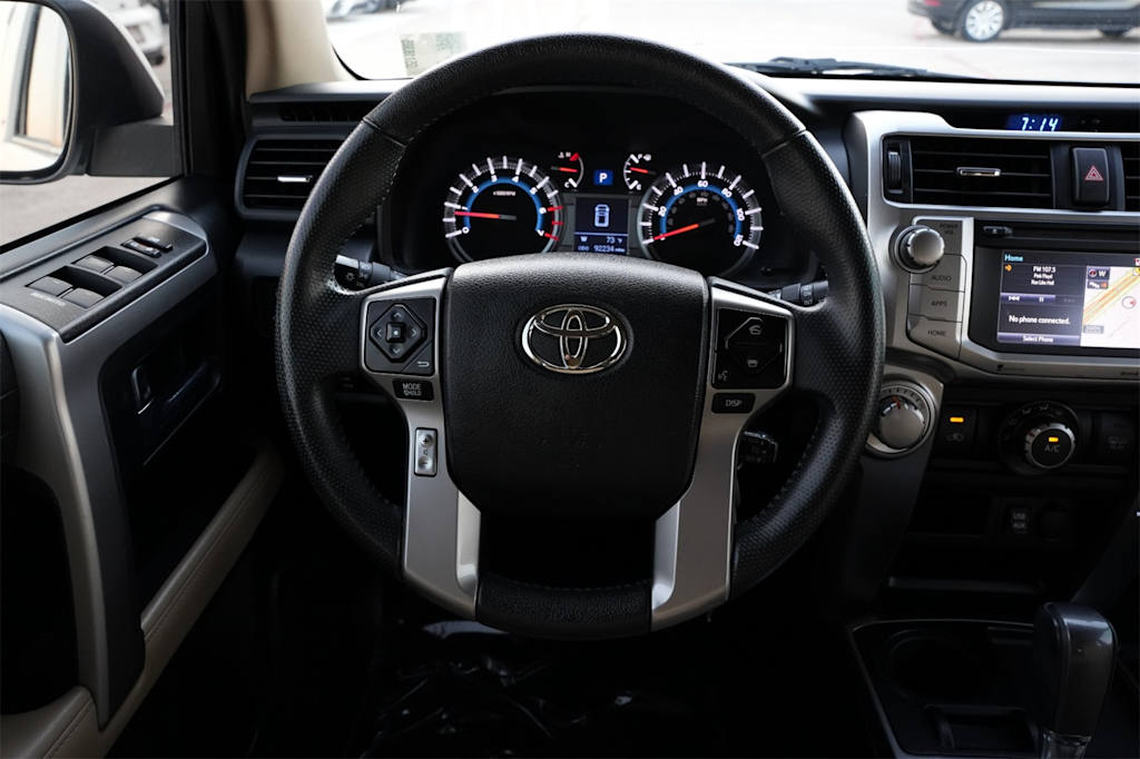 Thumbnail: 2016 Toyota 4Runner - 15