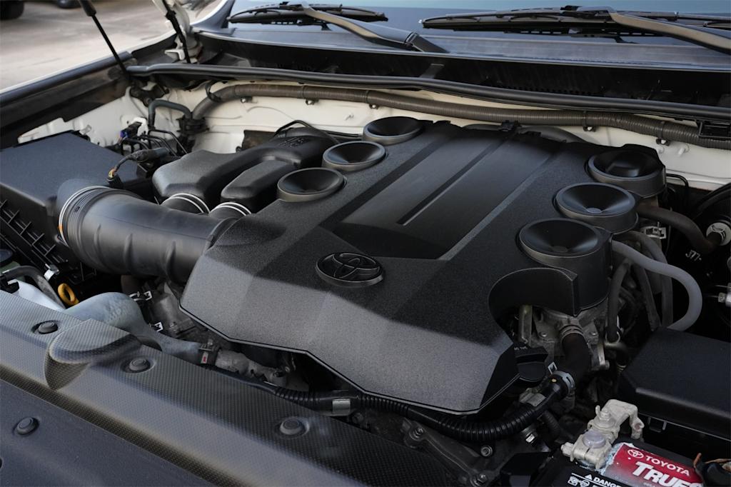 Thumbnail: 2016 Toyota 4Runner - 9