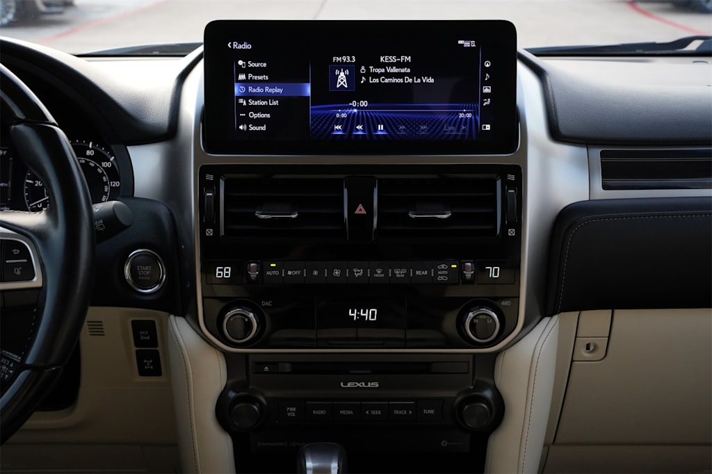 Thumbnail: 2022 Lexus GX - 16