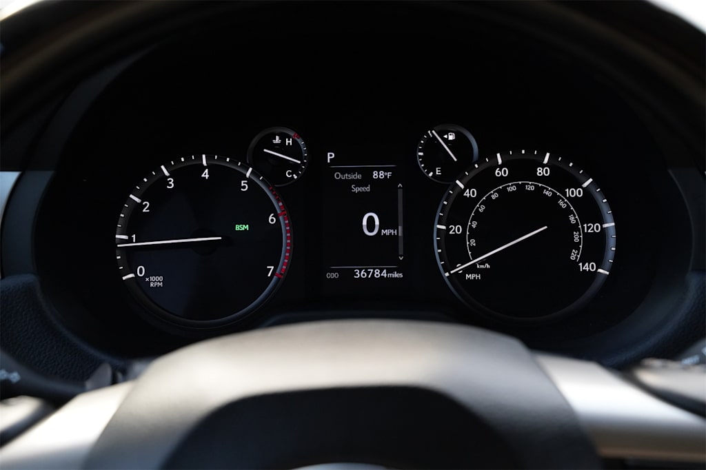 Thumbnail: 2022 Lexus GX - 18