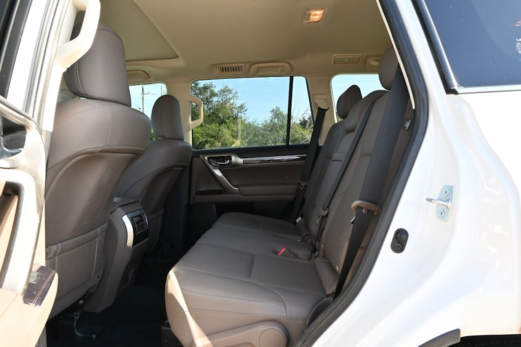Thumbnail: 2021 Lexus GX - 11