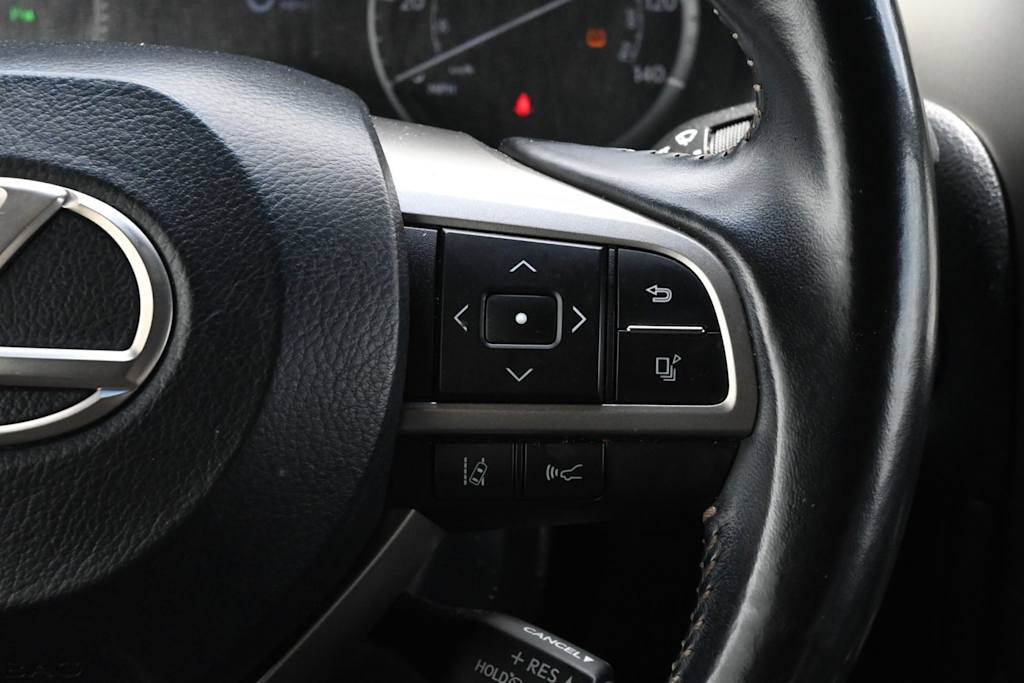 Thumbnail: 2020 Lexus GX - 24