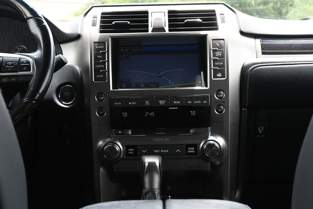 Thumbnail: 2020 Lexus GX - 14