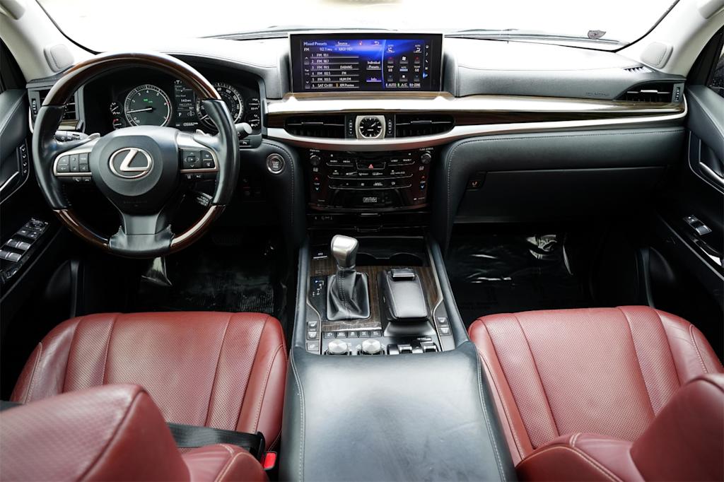 Thumbnail: 2019 Lexus LX - 2