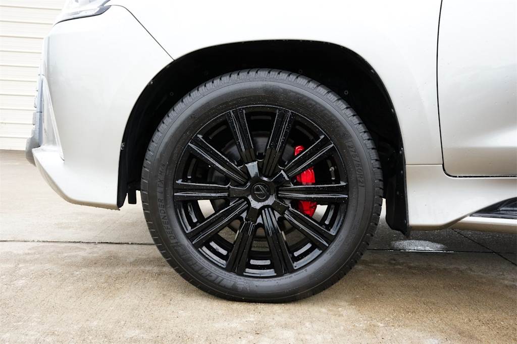 Thumbnail: 2019 Lexus LX - 8
