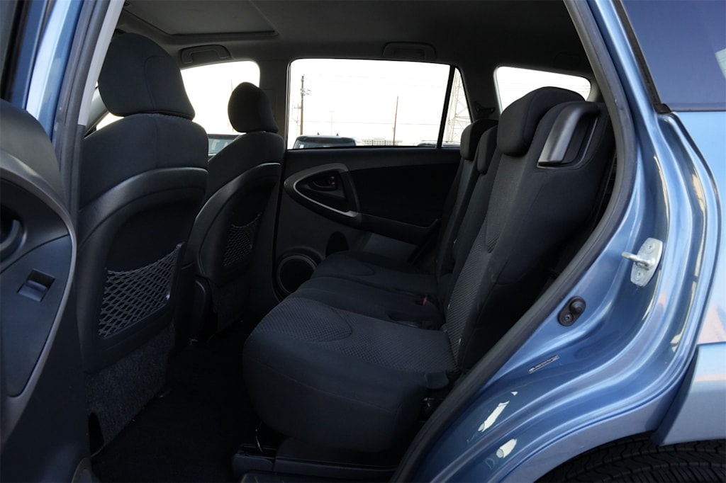 Thumbnail: 2007 Toyota RAV4 - 11