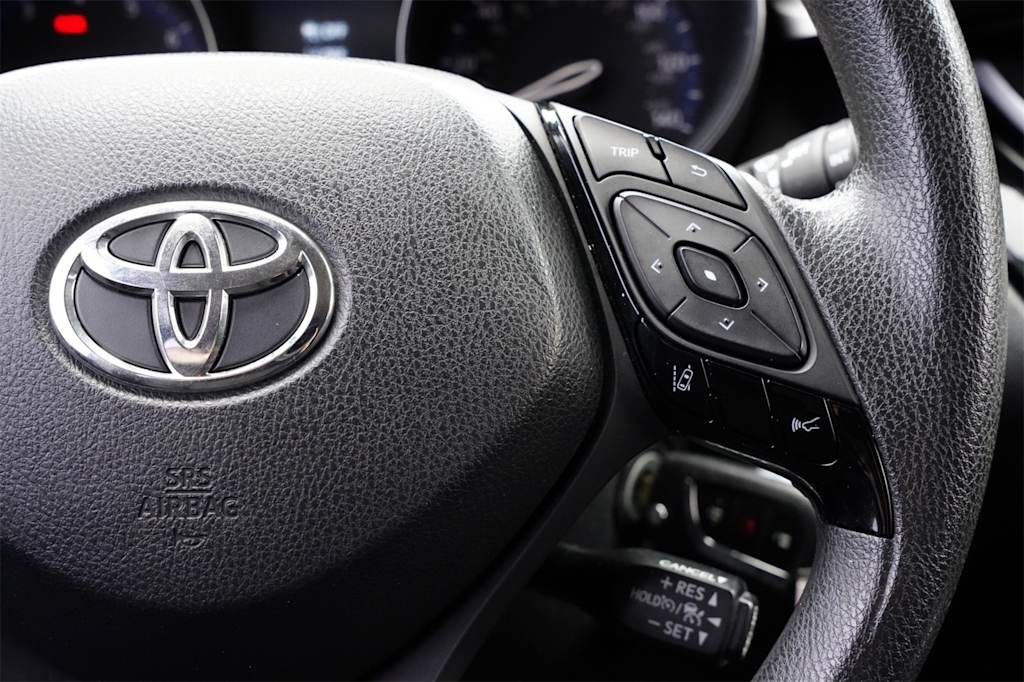 Thumbnail: 2021 Toyota C-HR - 25