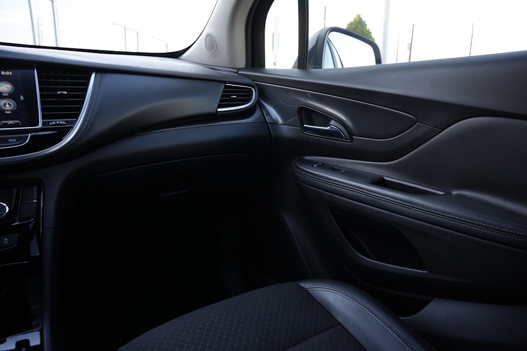 Thumbnail: 2018 Buick Encore - 18