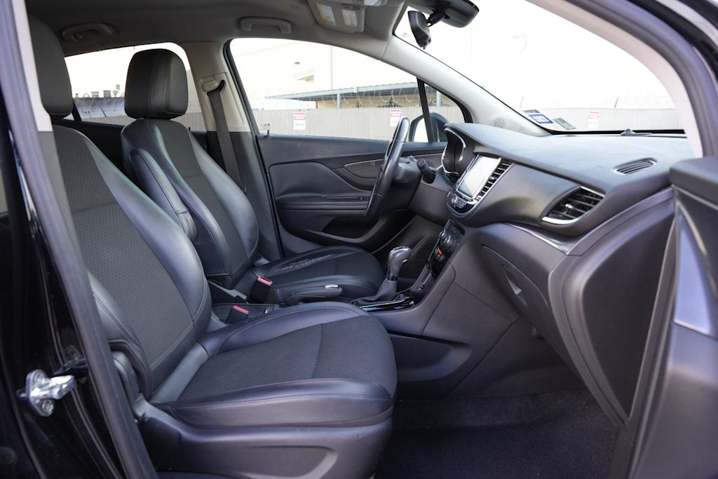 Thumbnail: 2018 Buick Encore - 10