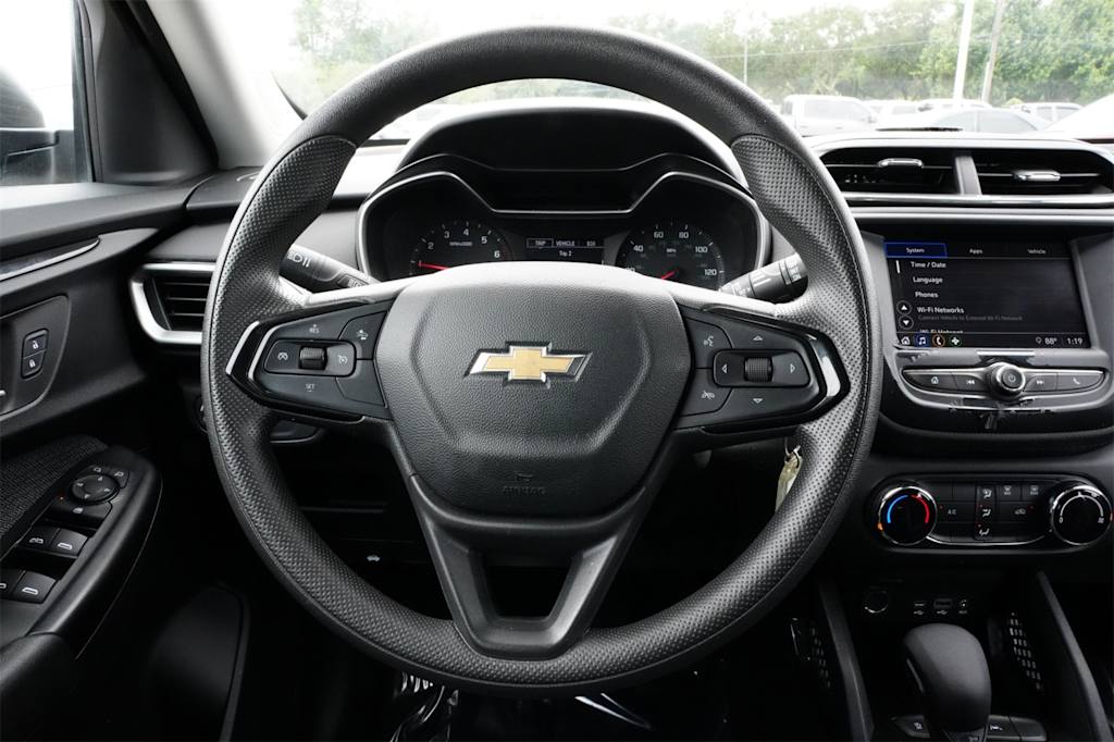 Thumbnail: 2022 Chevrolet TrailBlazer - 6