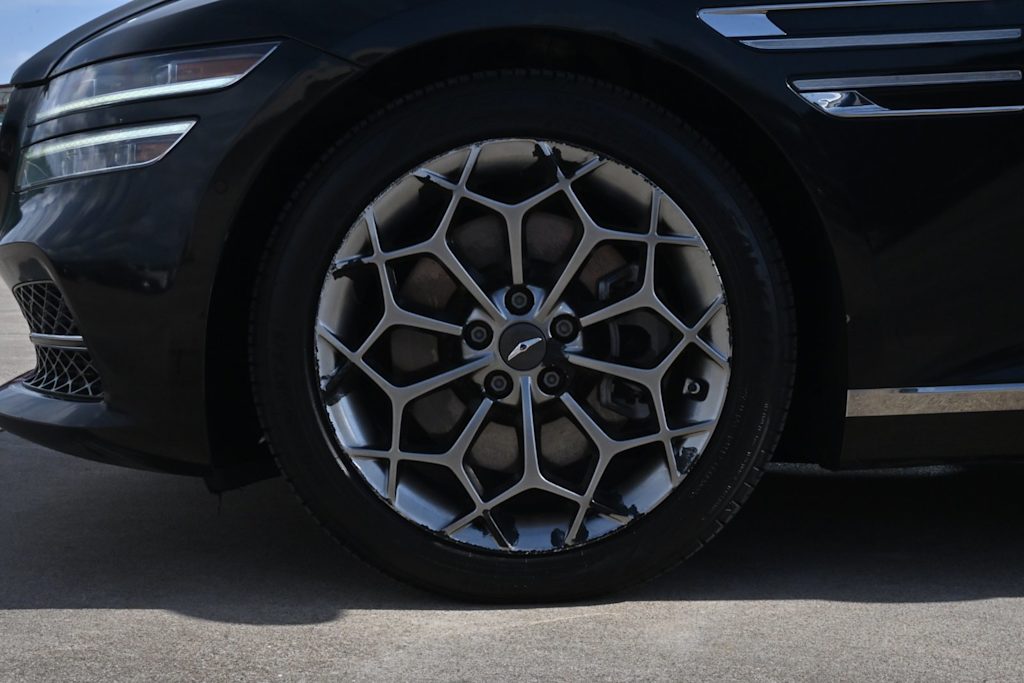 Thumbnail: 2021 Genesis G80 - 6