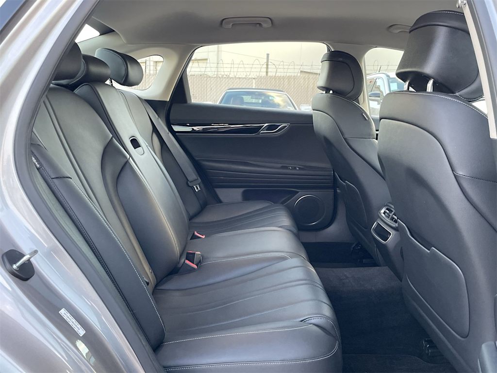 2024 Genesis G80 2.5T 26