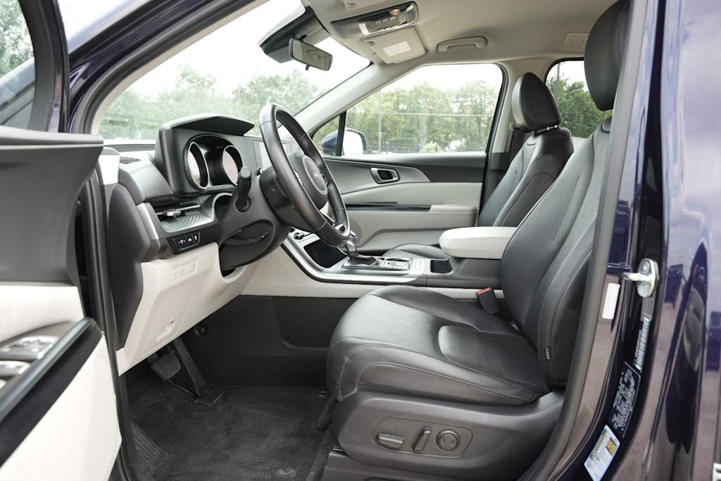 Thumbnail: 2024 Kia Carnival - 10