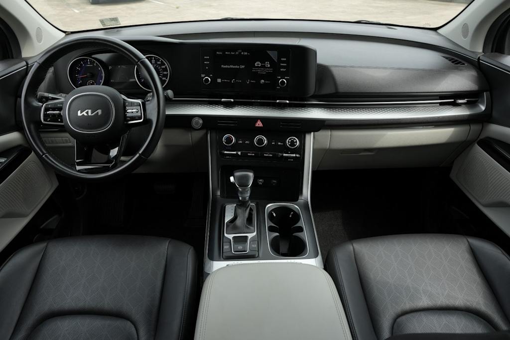 Thumbnail: 2024 Kia Carnival - 2