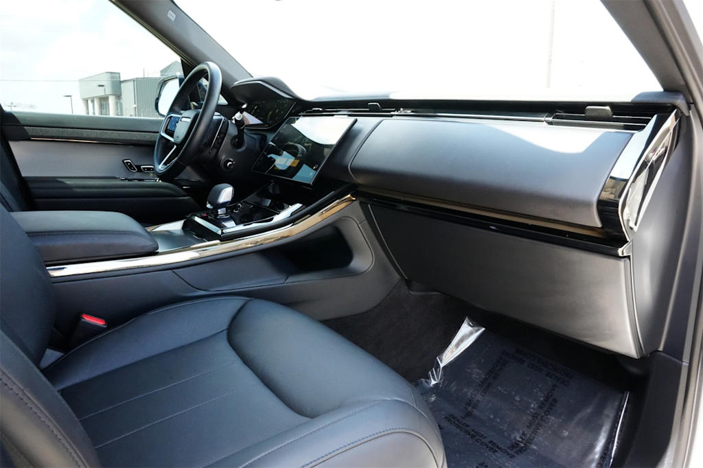 Thumbnail: 2024 Land Rover Range Rover Sport - 14