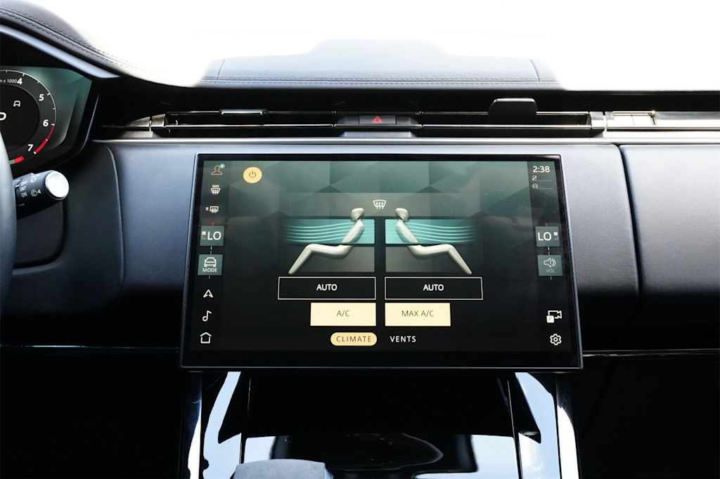 Thumbnail: 2024 Land Rover Range Rover Sport - 15