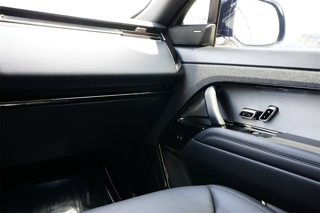 Thumbnail: 2024 Land Rover Range Rover Sport - 23