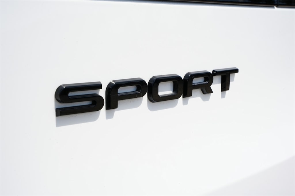 Thumbnail: 2024 Land Rover Range Rover Sport - 6