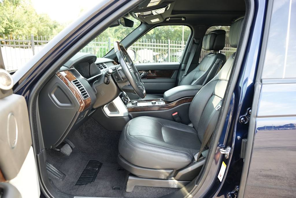 Thumbnail: 2020 Land Rover Range Rover - 9