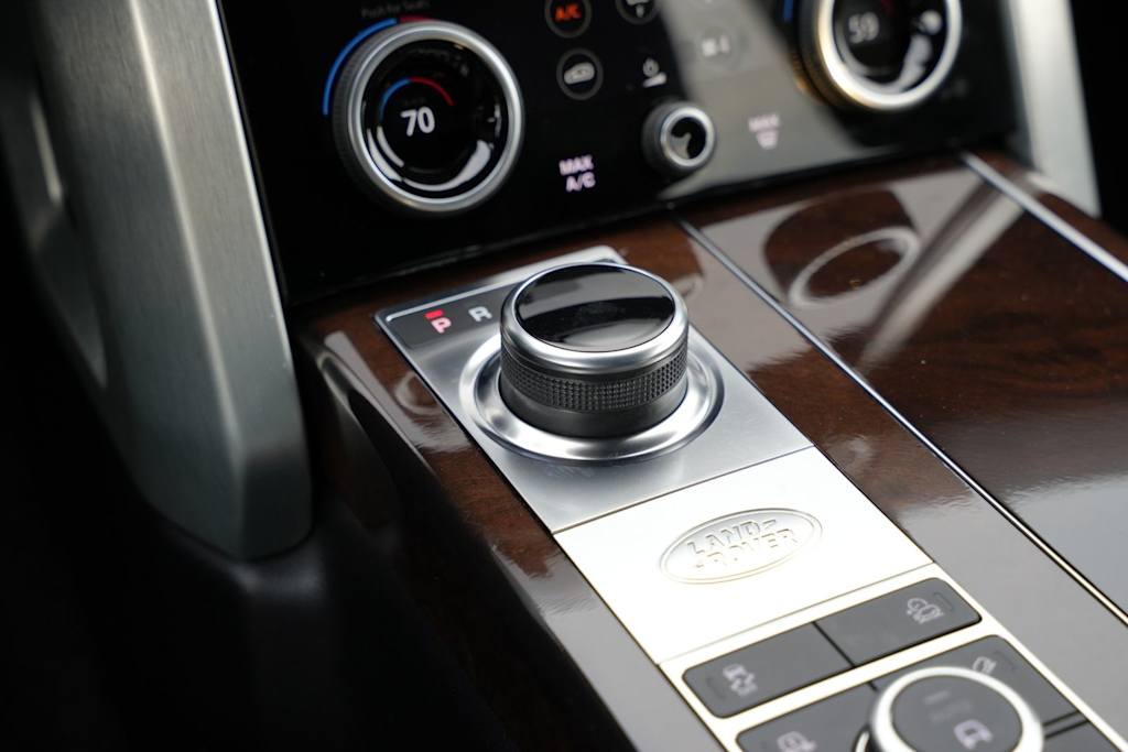 Thumbnail: 2020 Land Rover Range Rover - 15