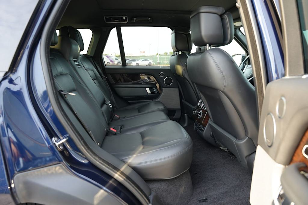 Thumbnail: 2020 Land Rover Range Rover - 24