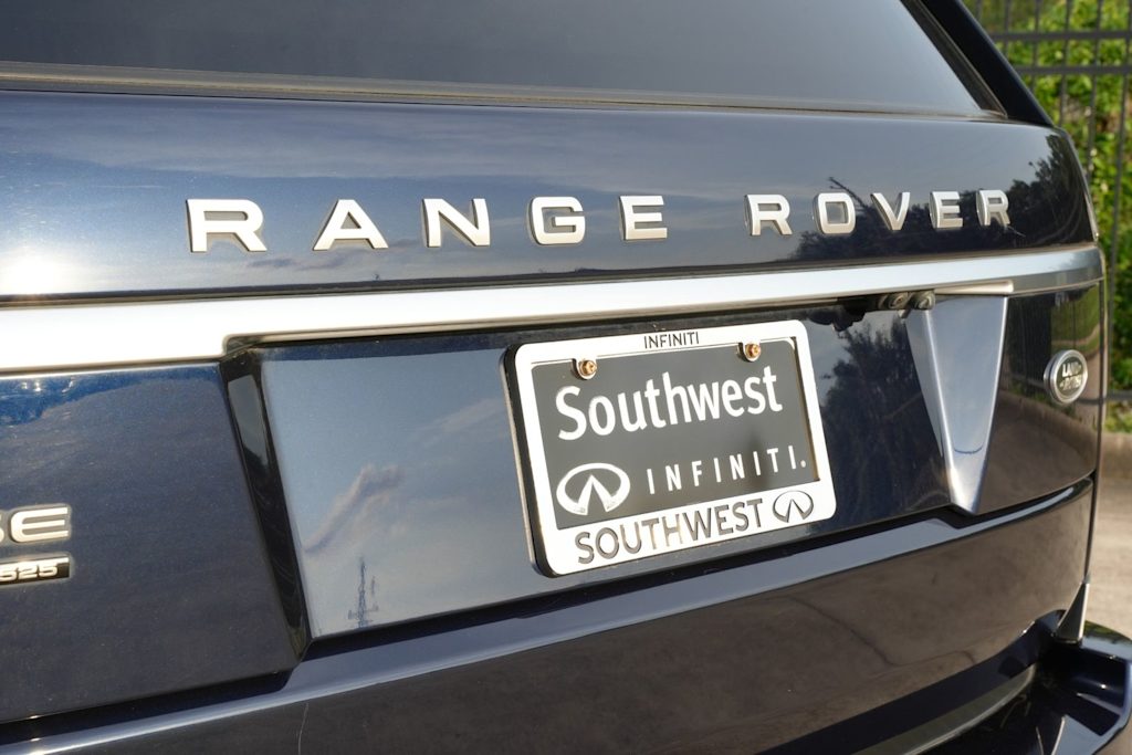 Thumbnail: 2020 Land Rover Range Rover - 23