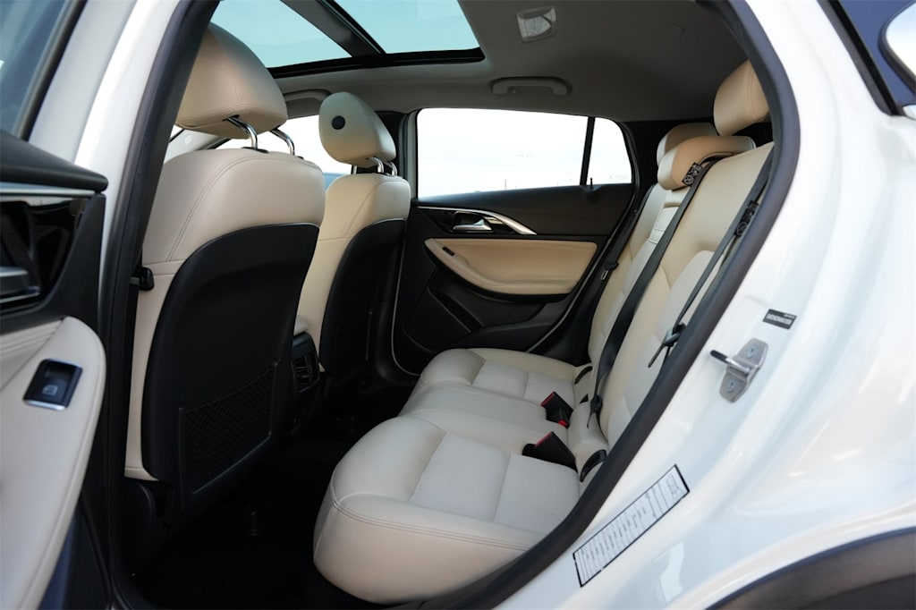 Thumbnail: 2019 INFINITI QX30 - 13