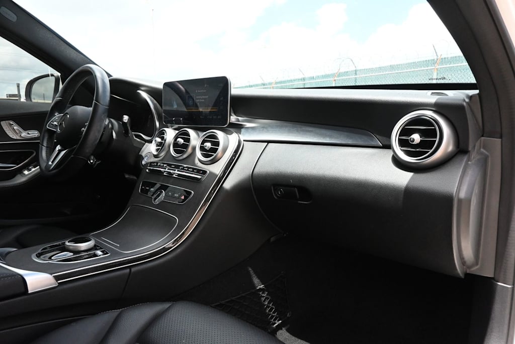 Thumbnail: 2020 Mercedes-Benz C-Class - 14