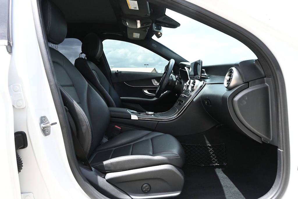 Thumbnail: 2020 Mercedes-Benz C-Class - 11