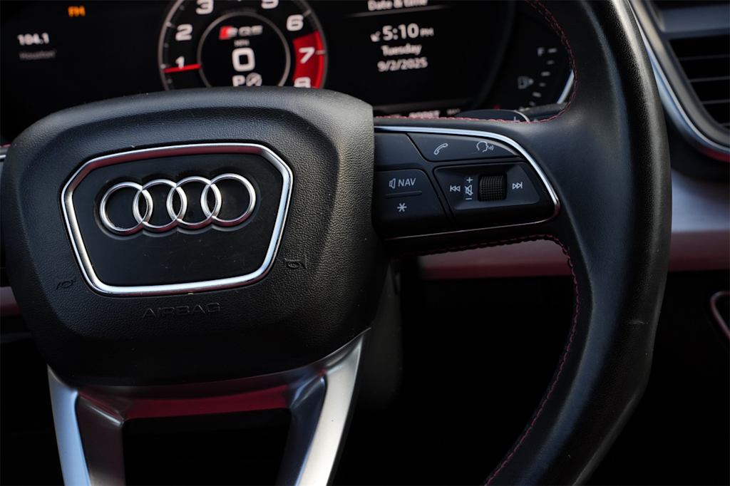 Thumbnail: 2018 Audi SQ5 - 24