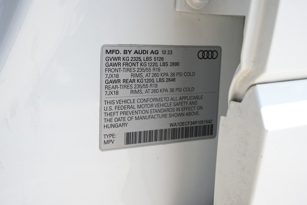 Thumbnail: 2024 Audi Q3 - 18