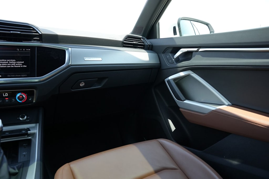 Thumbnail: 2024 Audi Q3 - 20