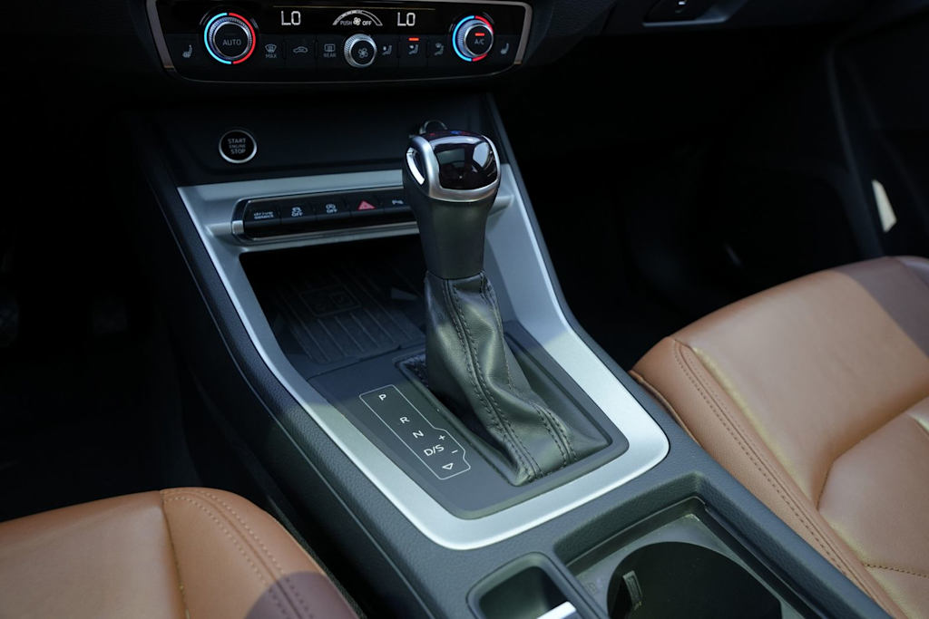 Thumbnail: 2024 Audi Q3 - 16