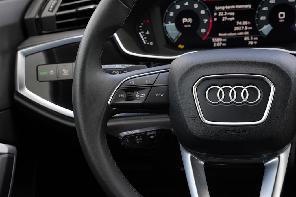 Thumbnail: 2025 Audi Q3 - 24