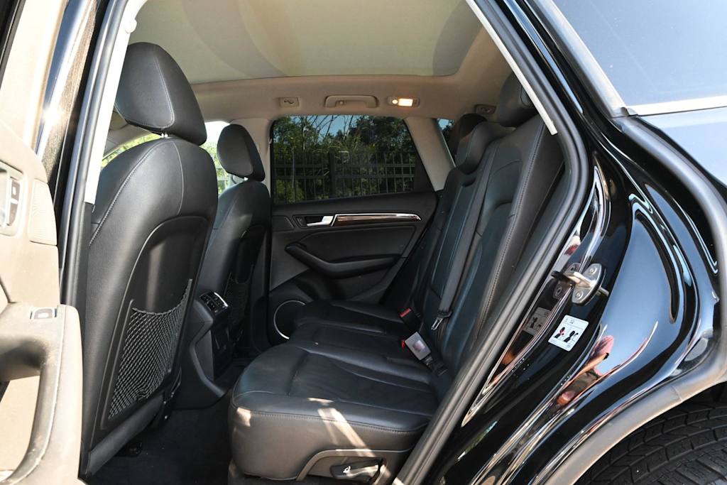 Thumbnail: 2016 Audi Q5 - 12