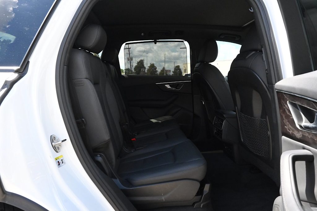 Thumbnail: 2024 Audi Q7 - 23