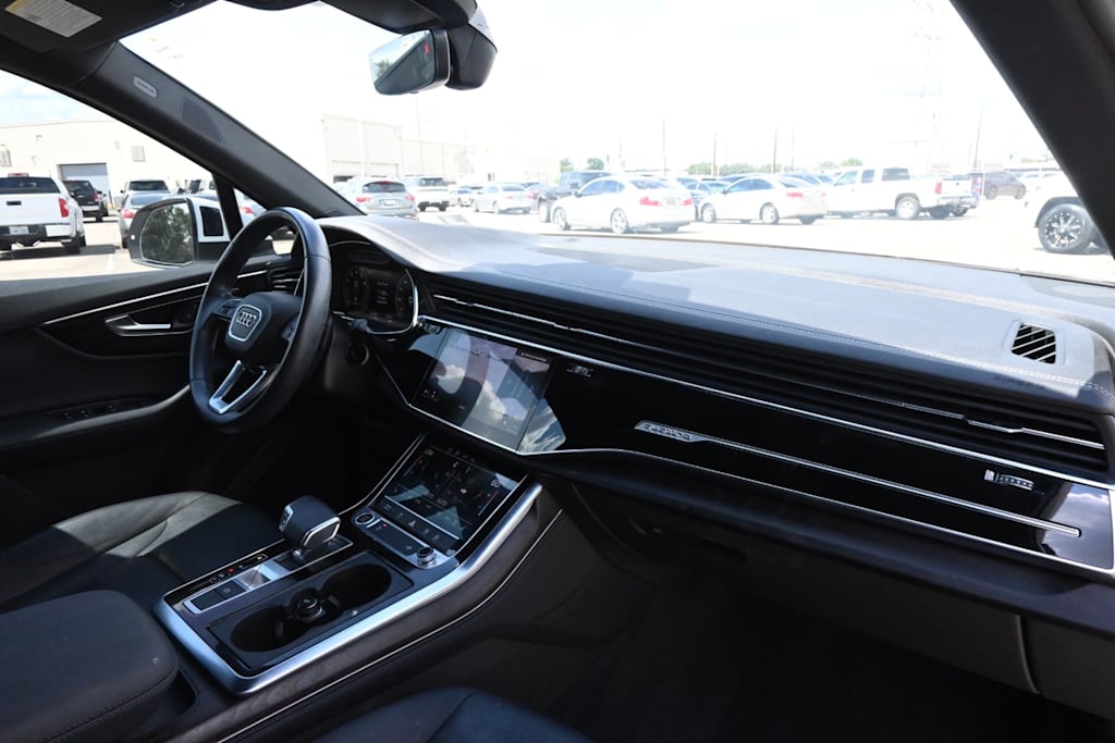 Thumbnail: 2024 Audi Q7 - 13