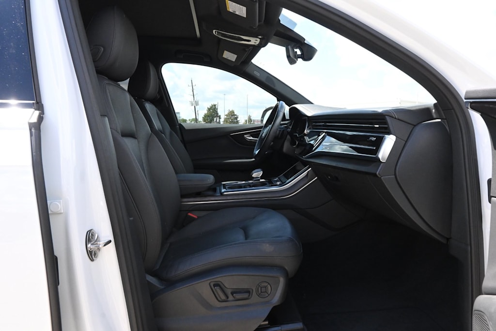 Thumbnail: 2024 Audi Q7 - 11