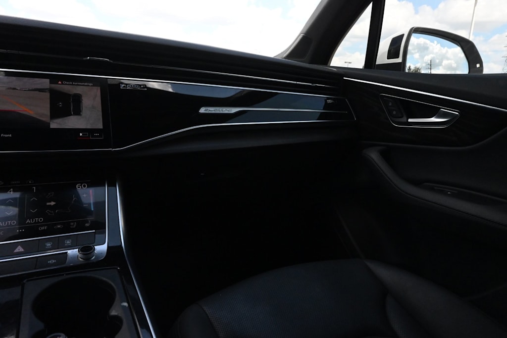 Thumbnail: 2024 Audi Q7 - 21