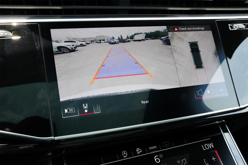 Thumbnail: 2025 Audi Q7 - 26