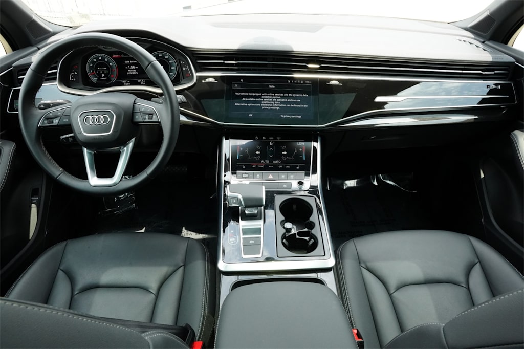 Thumbnail: 2025 Audi Q7 - 2