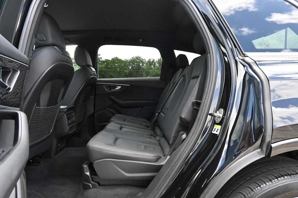 Thumbnail: 2022 Audi Q7 - 11