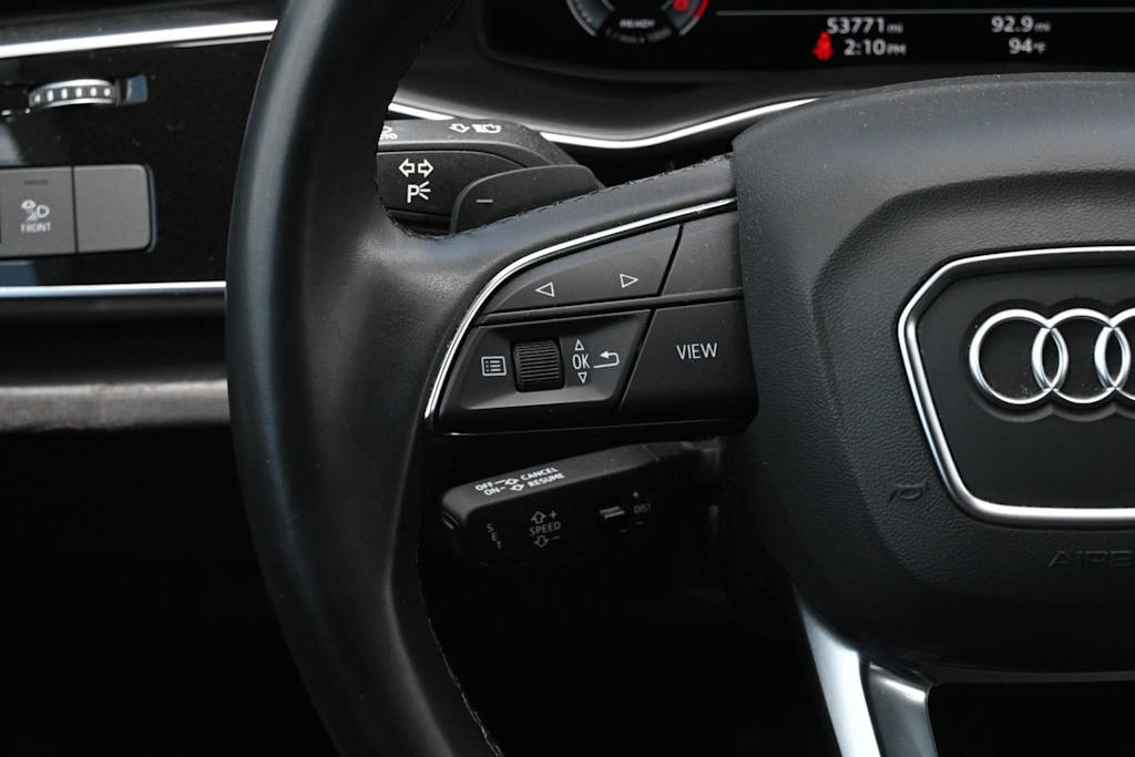Thumbnail: 2022 Audi Q7 - 22