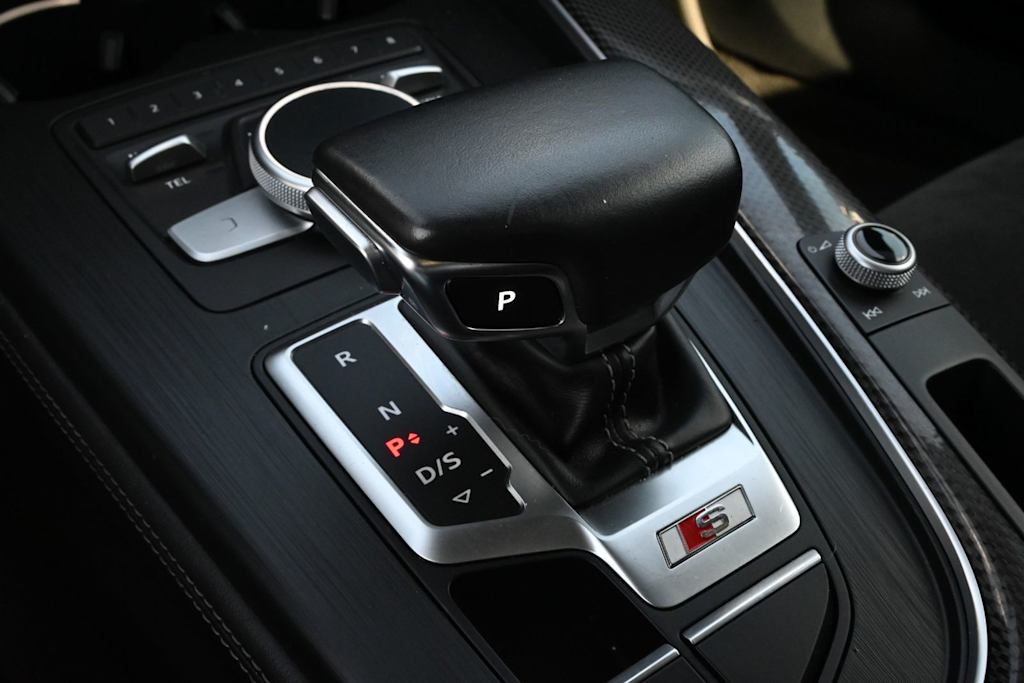 Thumbnail: 2019 Audi S5 - 16