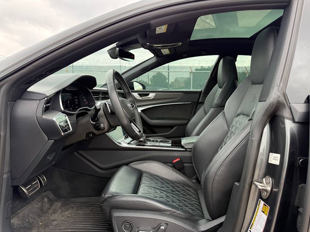 Thumbnail: 2022 Audi S7 - 10