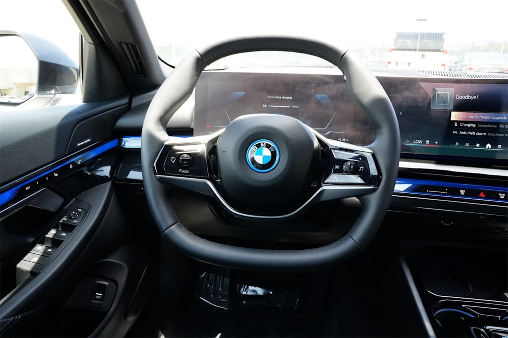 Thumbnail: 2024 BMW i5 - 9